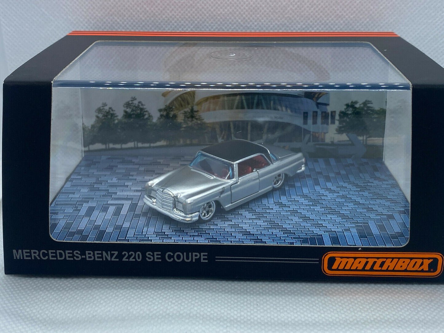 ERROR 2021 Matchbox Premium '62 Mercedes-Benz 220 SE Coupe ERROR ON PAINT