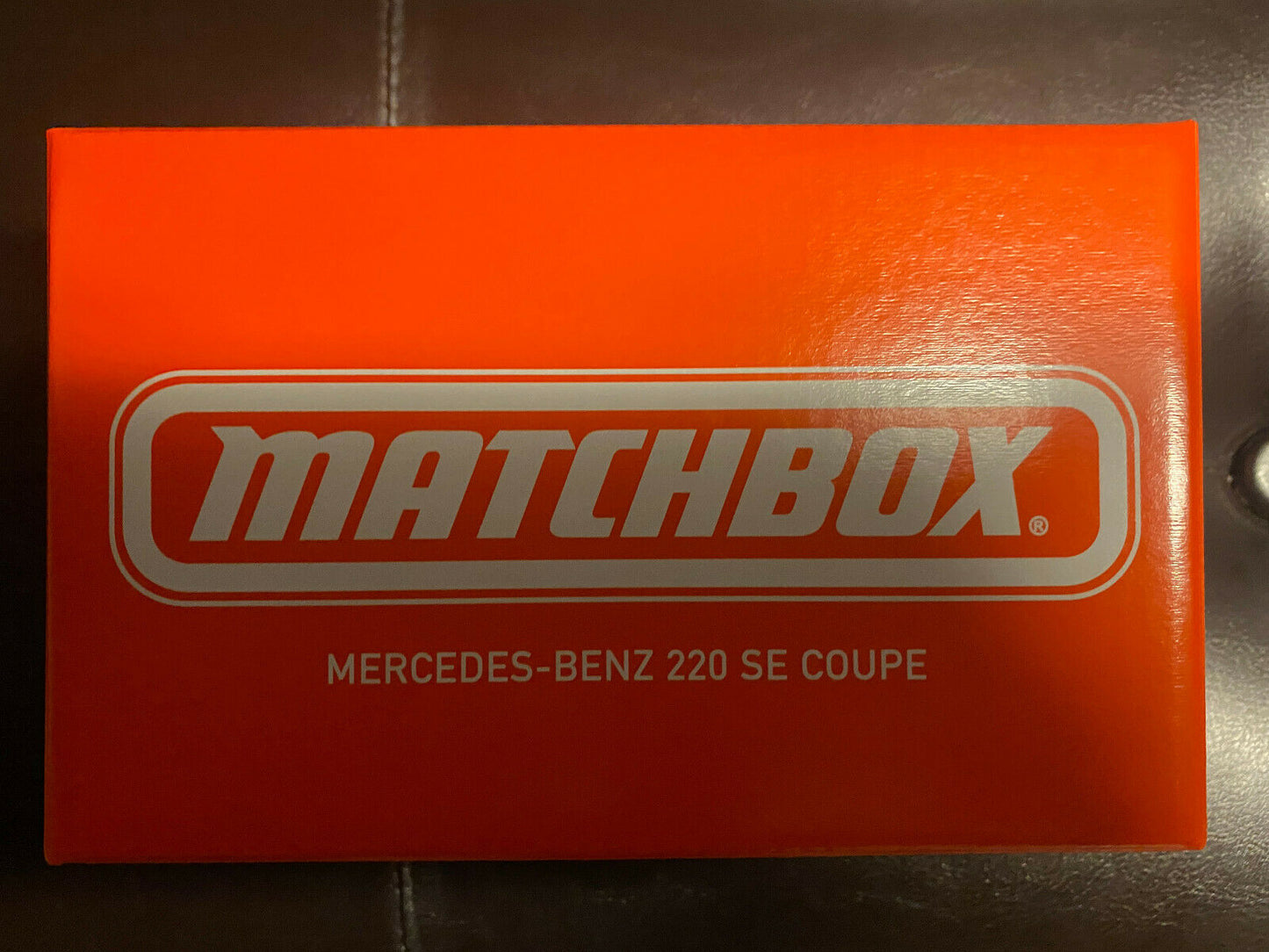 ERROR 2021 Matchbox Premium '62 Mercedes-Benz 220 SE Coupe ERROR ON PAINT