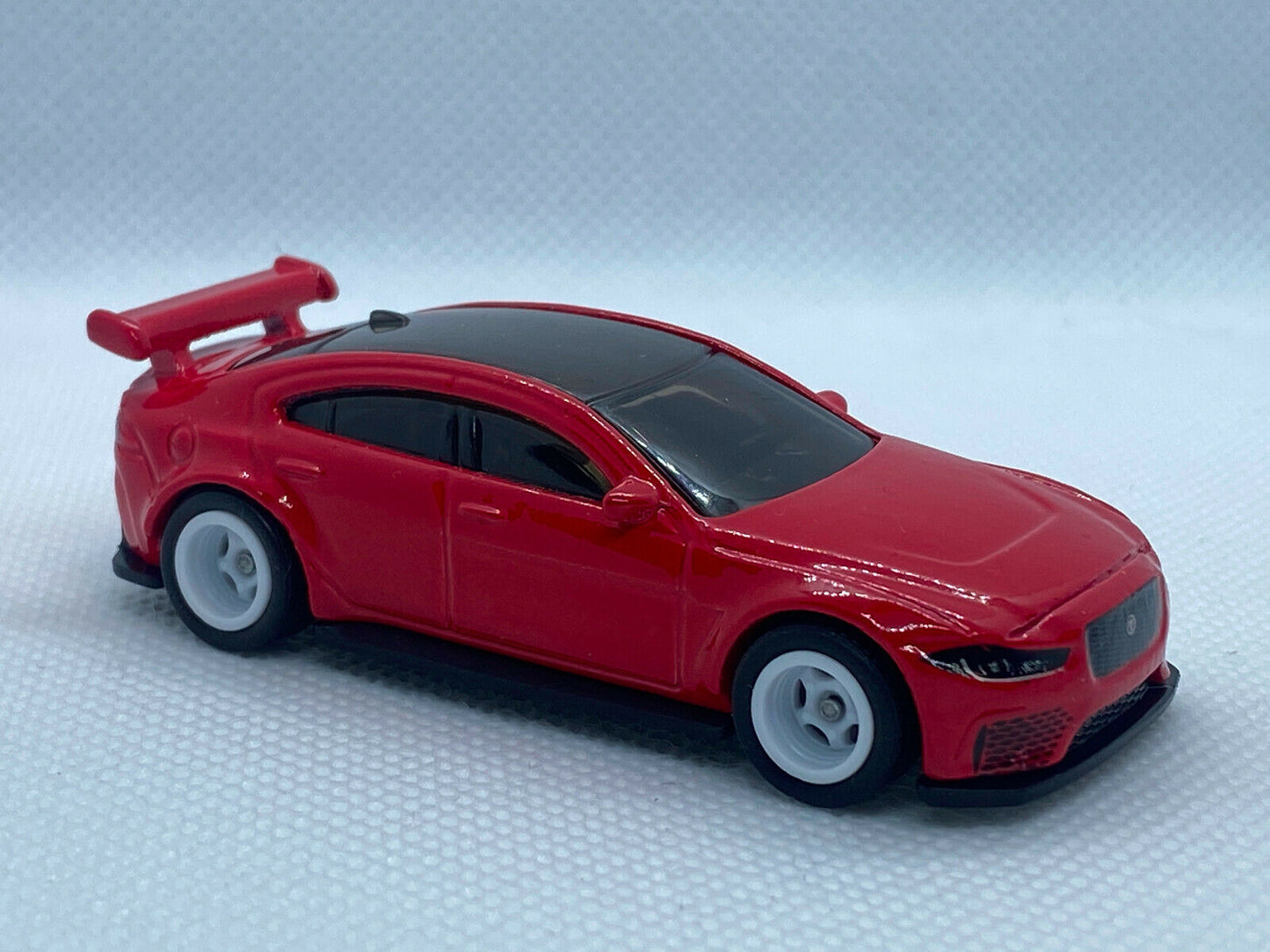 2021 Hot Wheels Nightburnerz Jaguar XE SV Project 8 RED Real Riders Super Custom