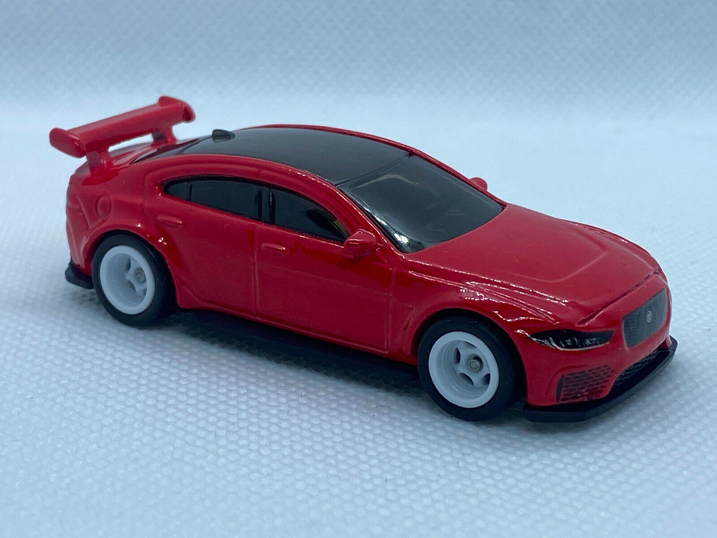 2021 Hot Wheels Nightburnerz Jaguar XE SV Project 8 RED Real Riders Super Custom