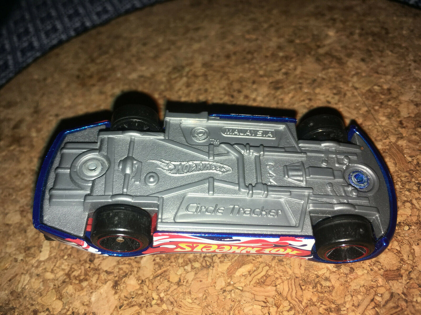 2010 Hot Wheels Circle Tracker Nascar Stock Indy Blue Flame Hot Rod Sports Car