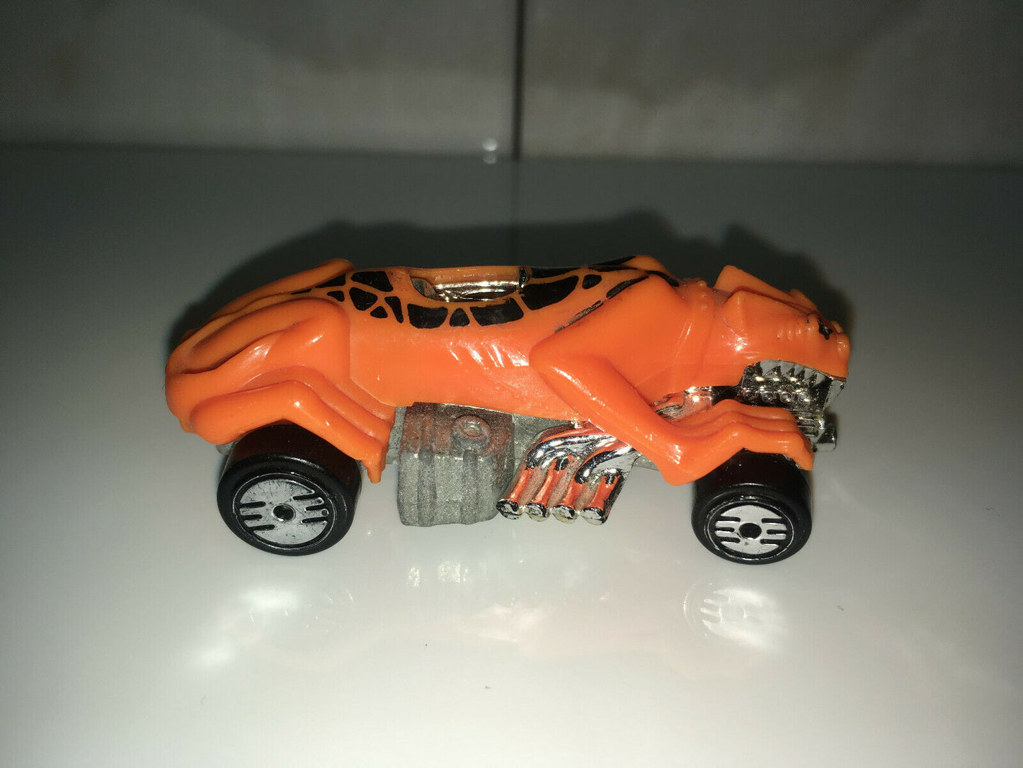 1985 Hot Wheels Animal Car Orange LOOSE