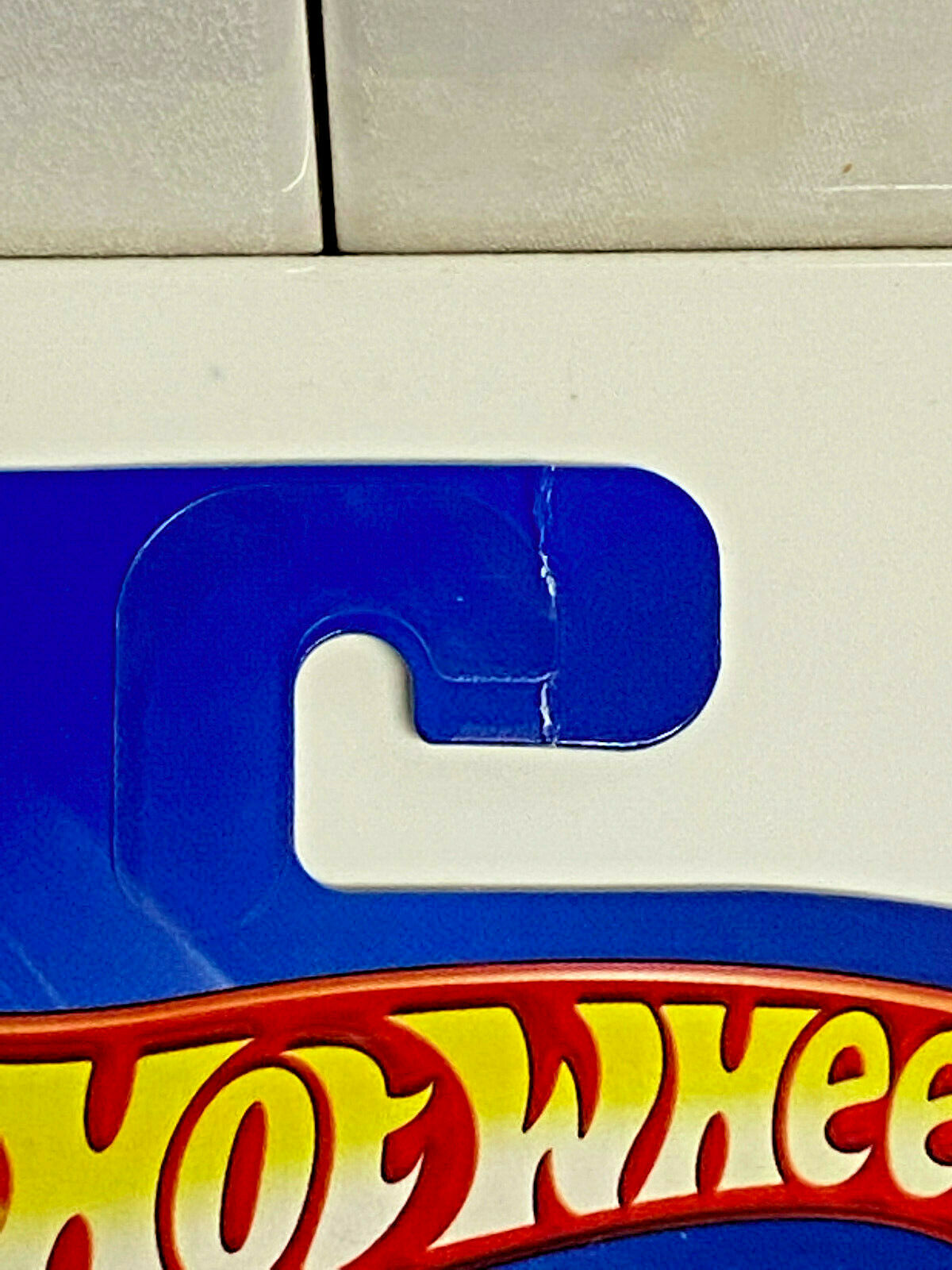 2004 Hot Wheels 2004 First Editions Crooze Wail-Tale 77/100 #077 (Soft Corners)
