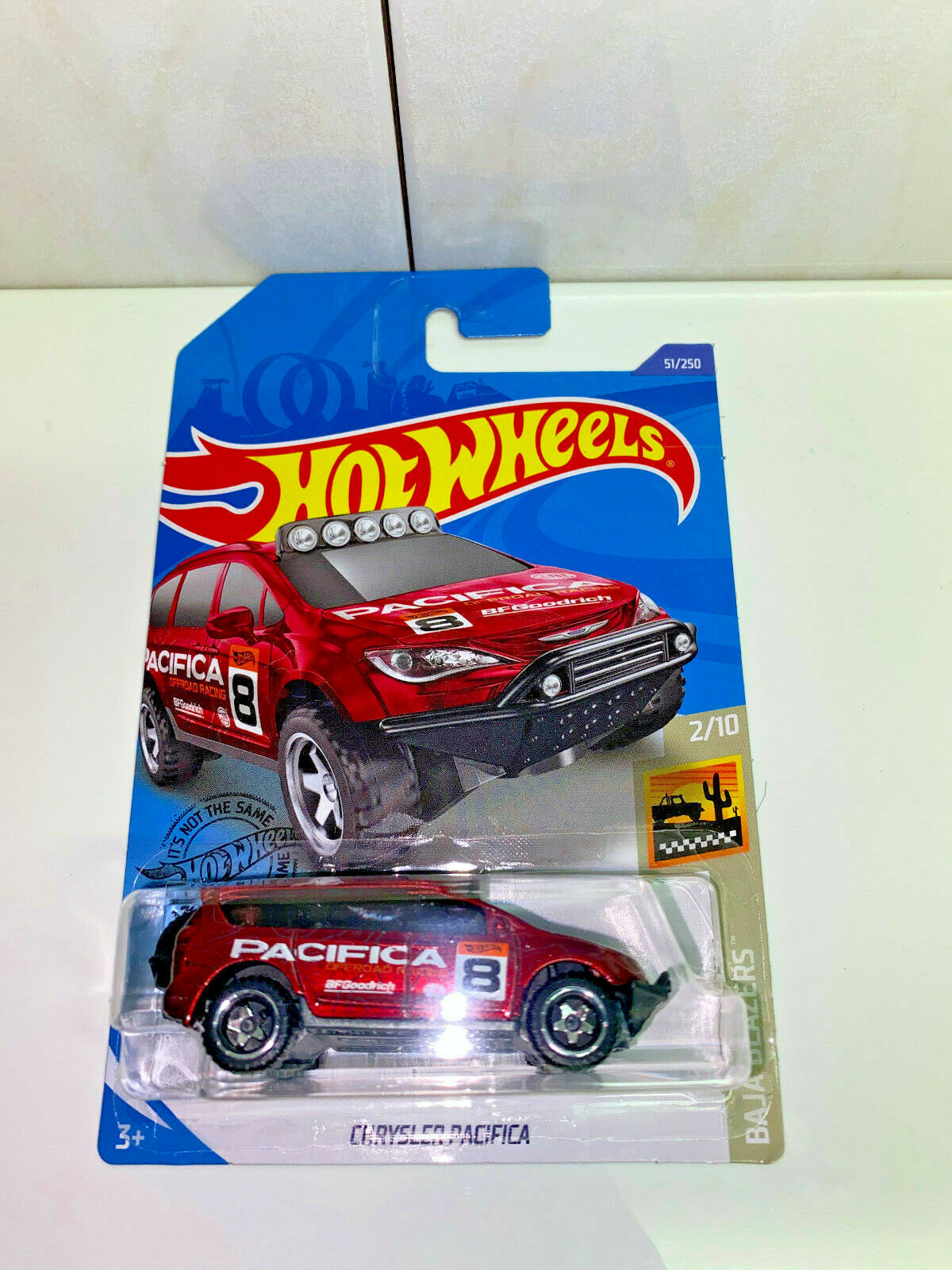 2020 Hot Wheels Baja Blazer 7/10 Chrysler Pacifica 51/250 NIP