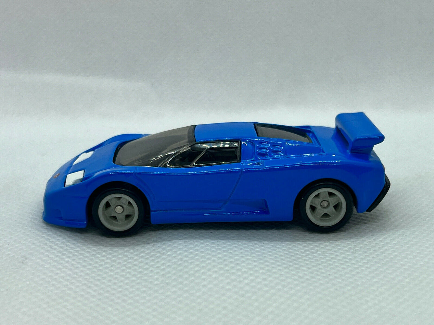 2021 Hot Wheels '94 Bugatti EB110 SS Real Riders Super Custom Painted Headlights