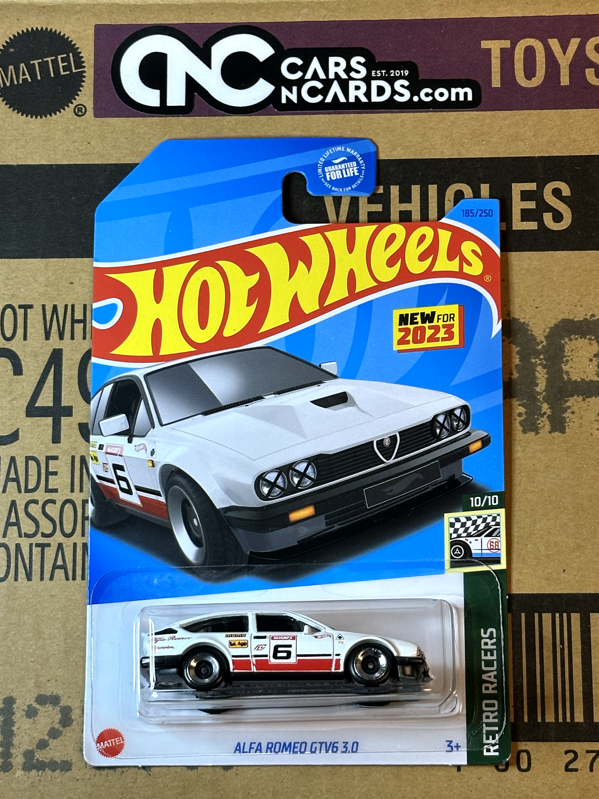 2023 Hot Wheels Retro Racers #10/10 Alfa Romeo GTV6 3.0 White NIP