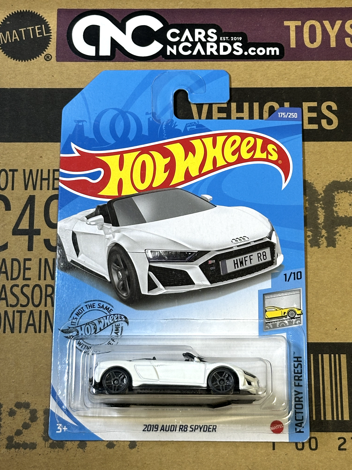 2020 Hot Wheels Factory Fresh 1/10 2019 Audi R8 Spyder White