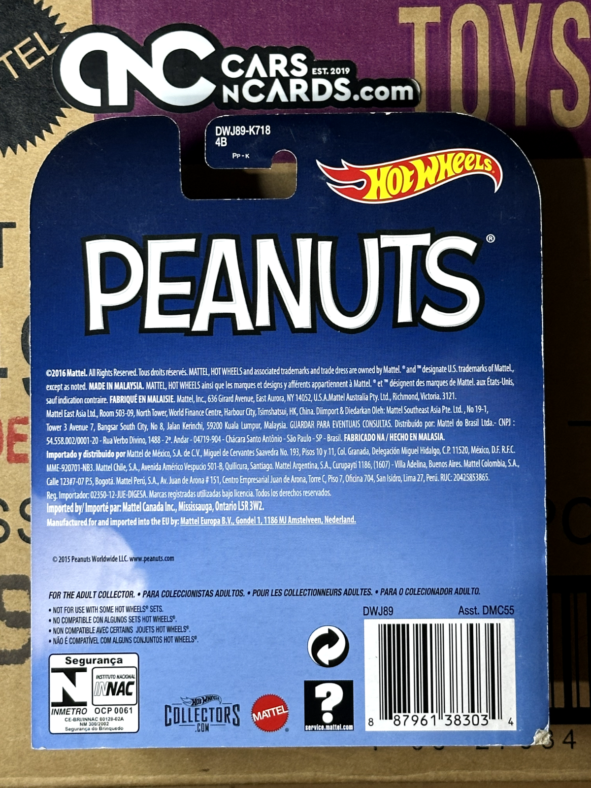 2016 Hot Wheels Premium Retro Entertainment Peanuts Snoopy NIP