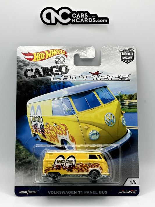 2018 Hot Wheels Premium Car Culture Cargo Carriers Volkswagen T1 Panel Mooneyes