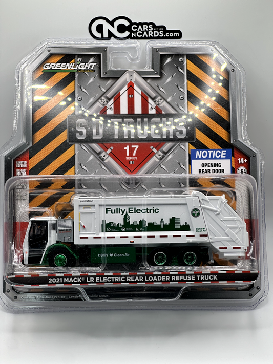 Greenlight SD Trucks DSNY 2021 Mack LR Electric Refuse Truck Green Machine Chase