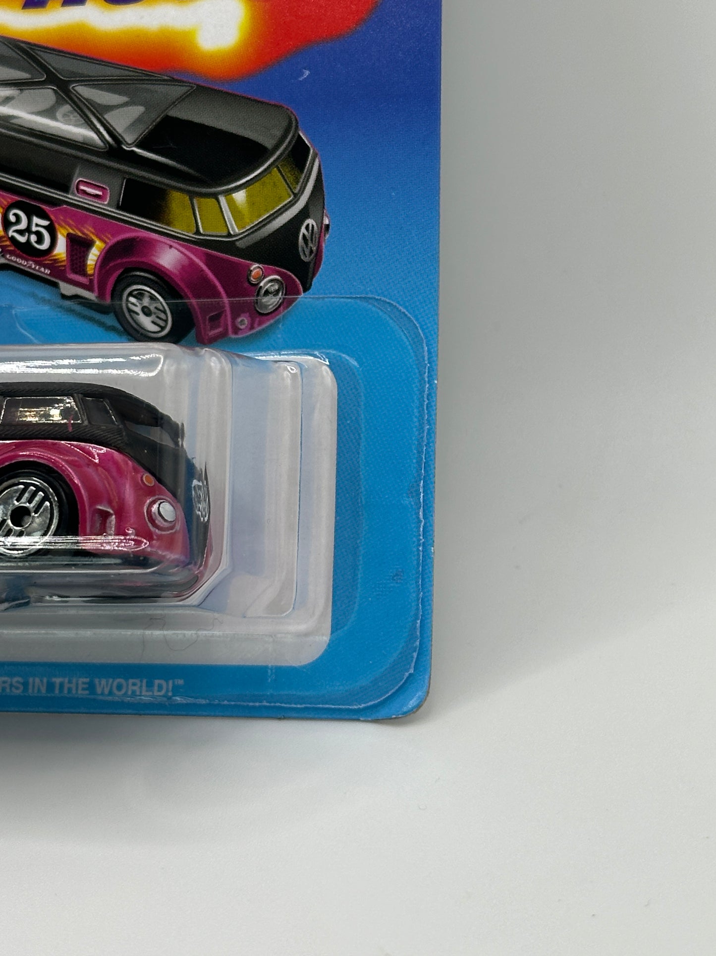 2025 Hot Wheels Ultra Hots 2/8 Volkswagen T1 GTR (Cracked Blister)