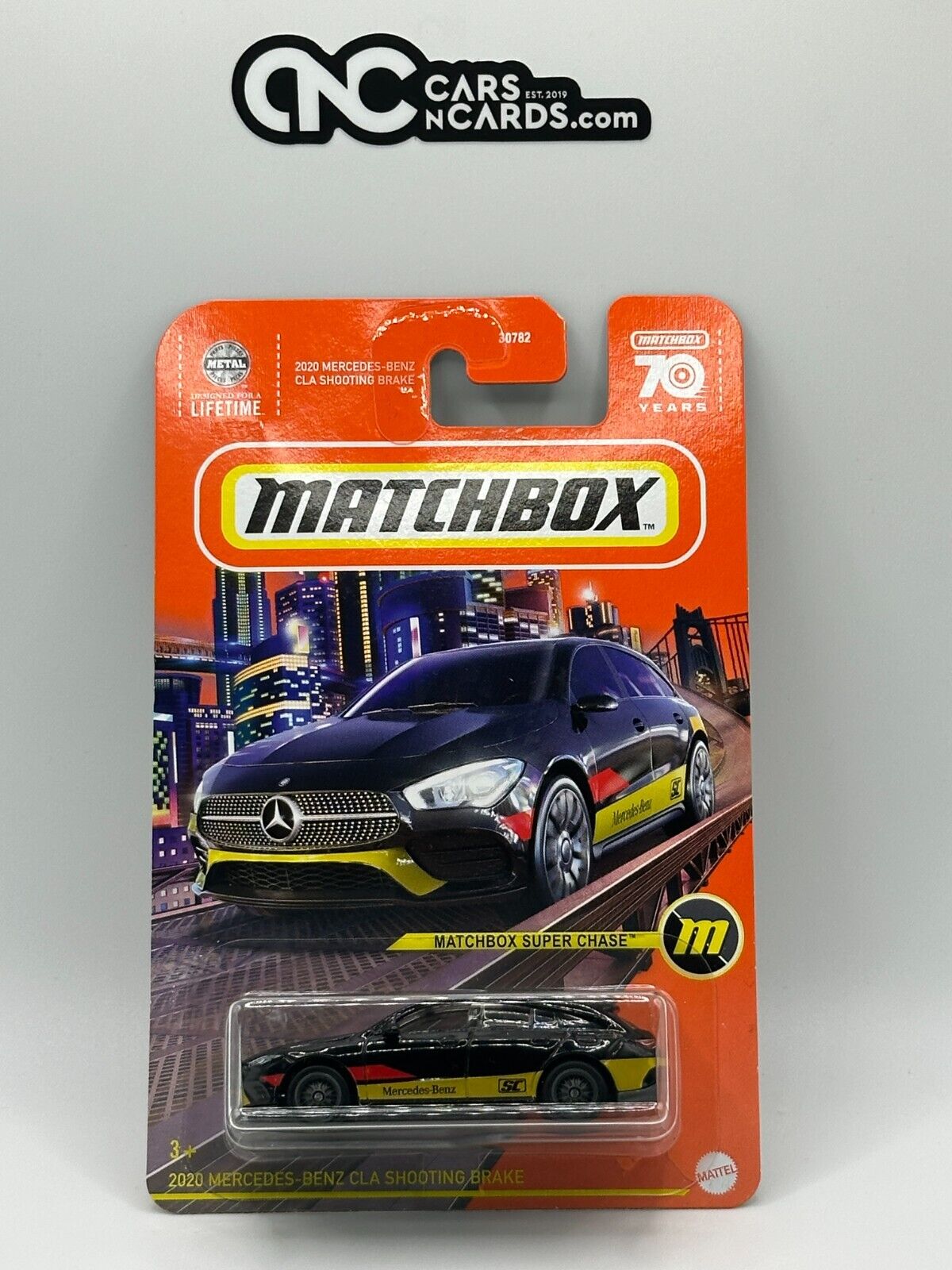 2023 Matchbox Super Chase 2020 Mercedes-Benz CLA Shooting Brake With Protector