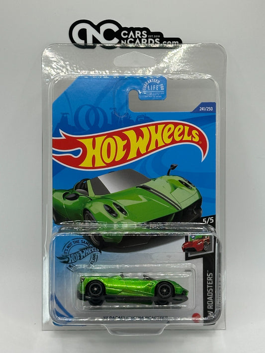 2020 Hot Wheels Super Treasure Hunt '17 Pagani Huayra Roadster With Protector