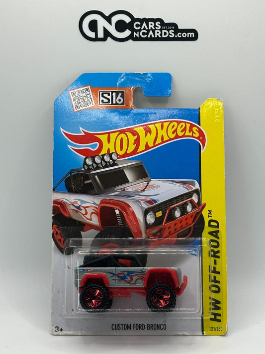 2015 Hot Wheels HW Off-Road Custom Ford Bronco (Rough Edges/Card Crease)