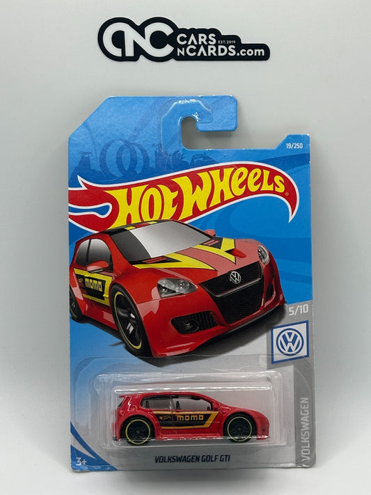 2019 Hot Wheels Volkswagen 5/10 Volkswagen Golf GTI Red (Soft Corners)