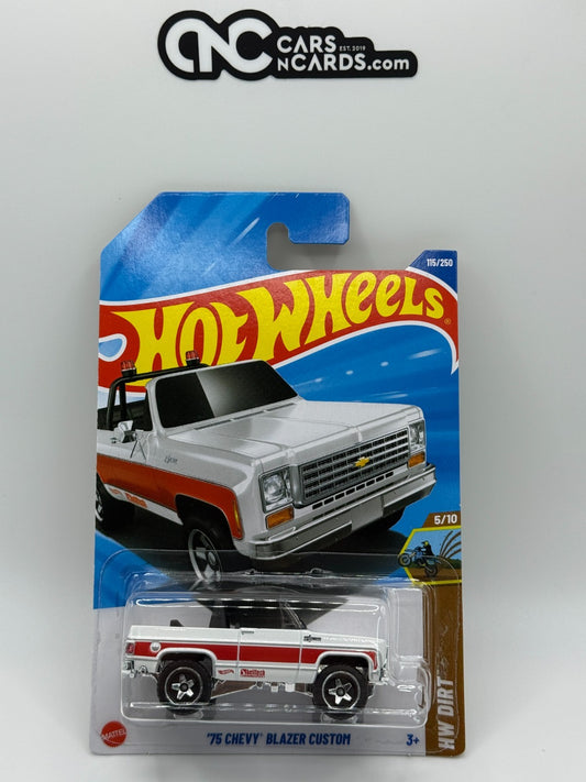 2025 Hot Wheels HW Dirt 5/10 '75 Chevy Blazer Custom (Soft Corner)