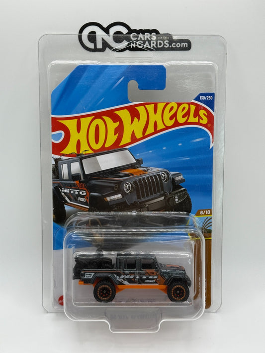 2025 Hot Wheels Super Treasure Hunt HW Dirt 6/10 '20 Jeep Gladiator W/Protector