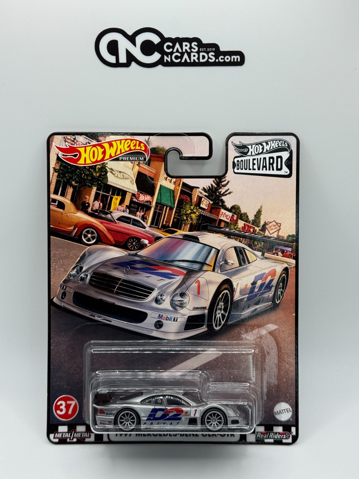 2021 Hot Wheels Premium Boulevard #37 1997 Mercedes-Benz CLK-GTR With Protector