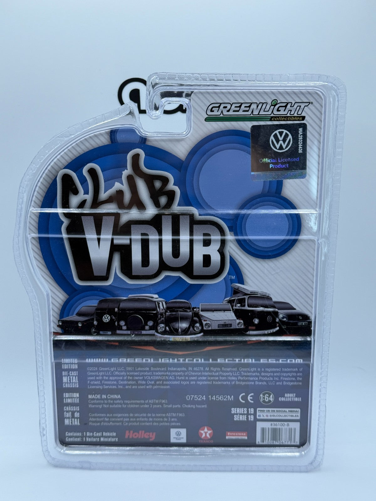 Greenlight Club V-Dub 1969 Volkswagen Type 3 Squareback Panel Hurst