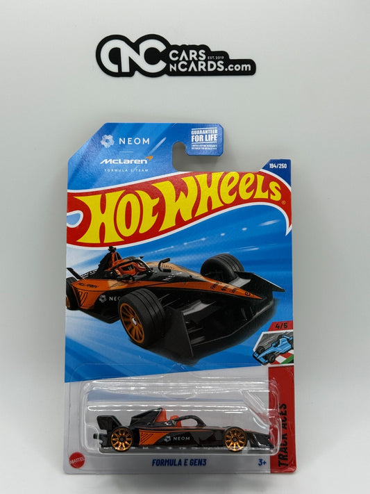 2025 Hot Wheels Track Aces Formula E Gen3 McLaren Formula E Team (Soft Corners)