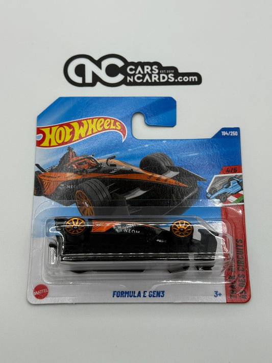 2025 Hot Wheels Track Aces Formula E Gen3 McLaren Formula E Team Short Card