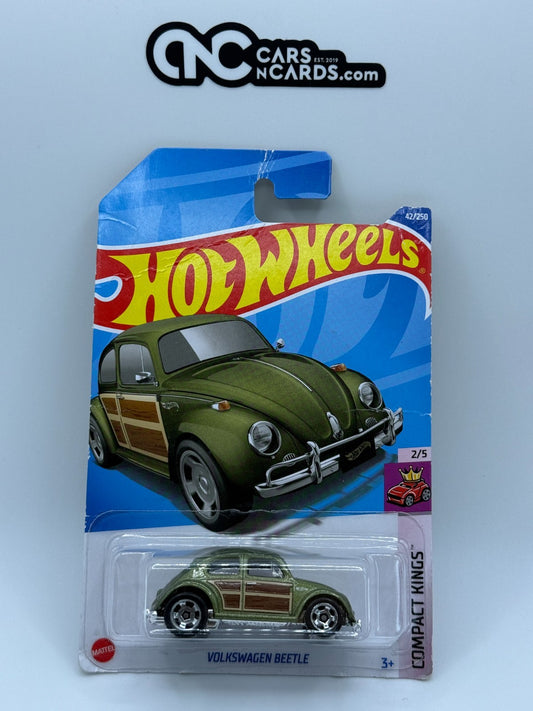 2022 Hot Wheels Compact Kings 2/5 Volkswagen Beetle Green (Card Damage)