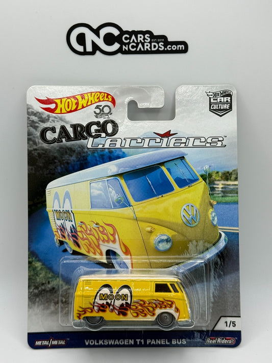 2018 Hot Wheels Premium Cargo Carriers 1/5 Volkswagen T1 Panel Bus Mooneyes