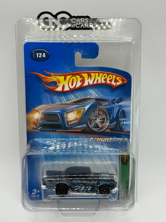 2005 Hot Wheels T-Hunt Treasure Hunt 4/12 1957 Chevy Black Wheels (Card Crease)