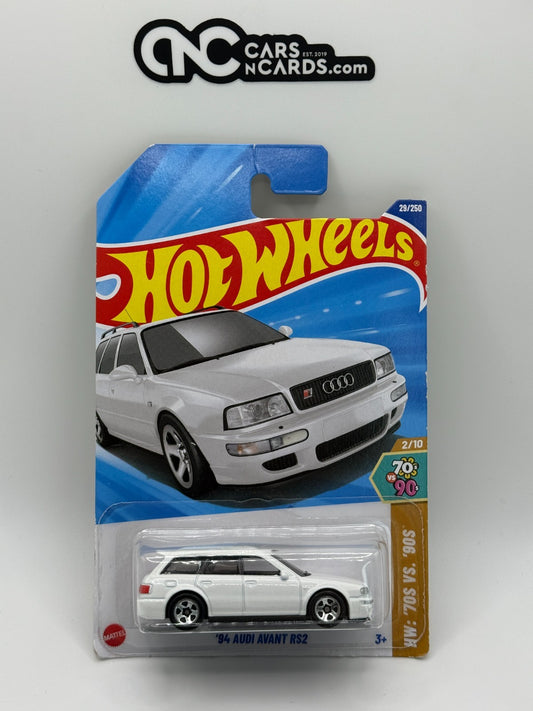 2025 Hot Wheels HW: '70s VS. '90s 2/10 '94 Audi Avant RS2 White (Card Crease)