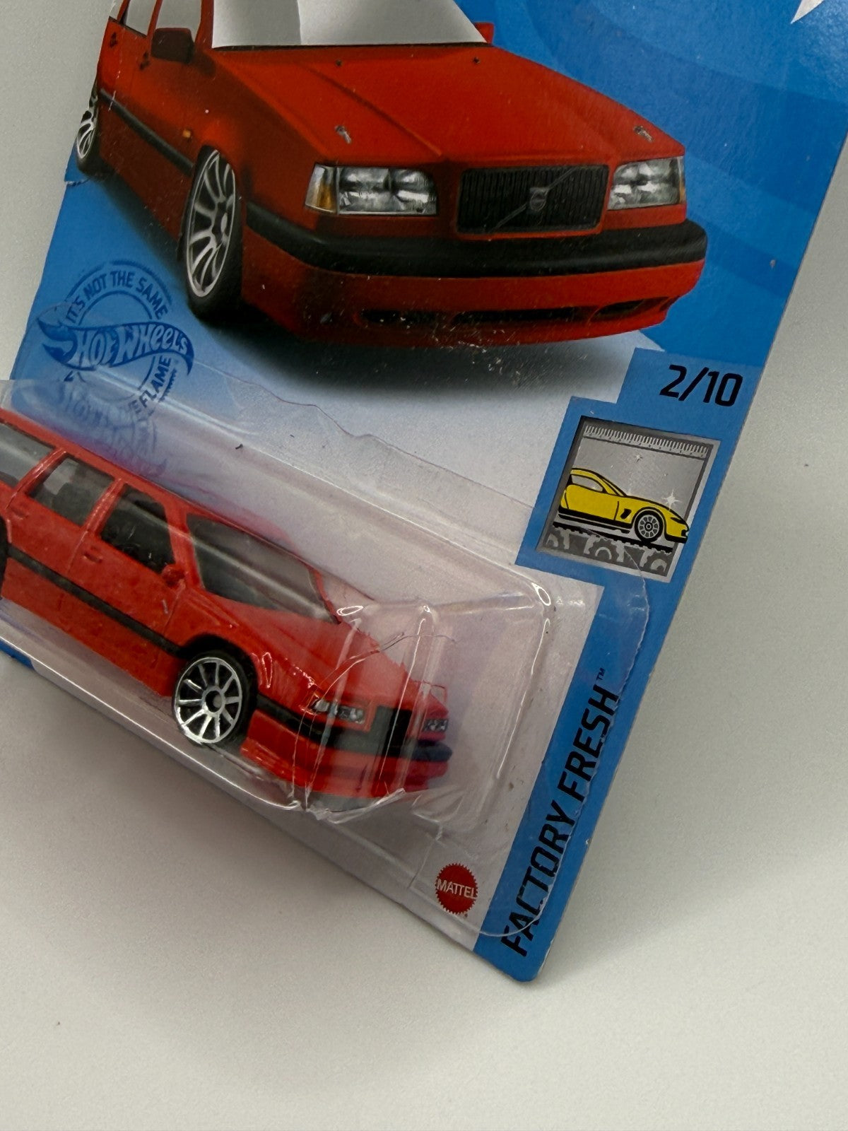 2021 Hot Wheels Factory Fresh Volvo 850 Estate Red (Card Damage/Cracked Blister)