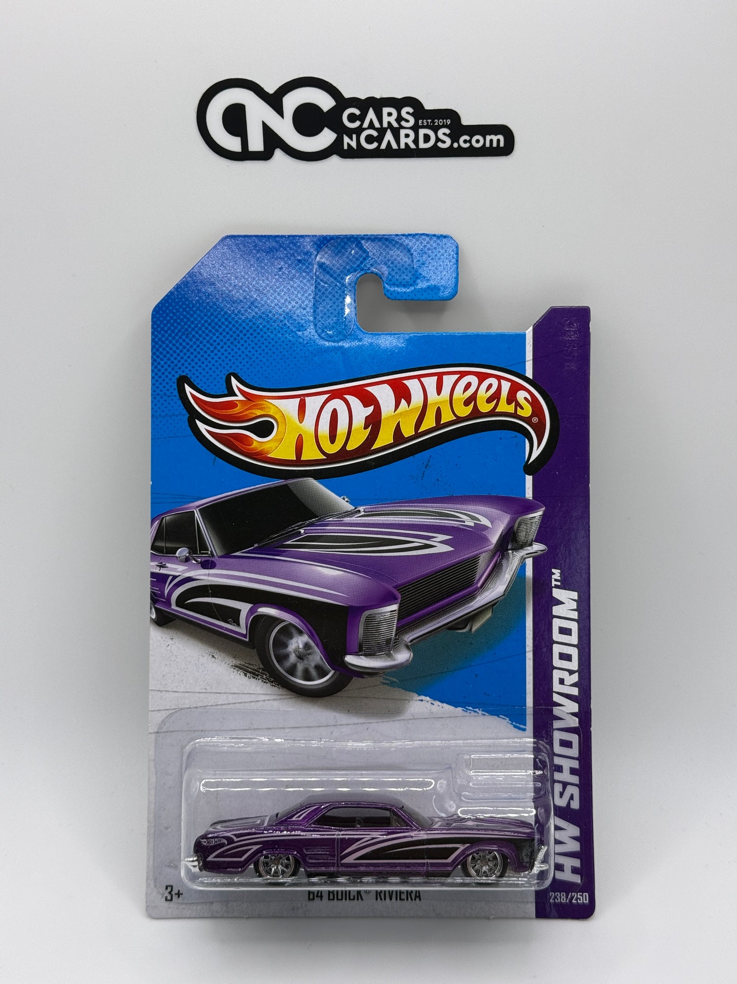 2013 Hot Wheels HW Showroom Super Treasure Hunt '64 Buick Riviera With Protector