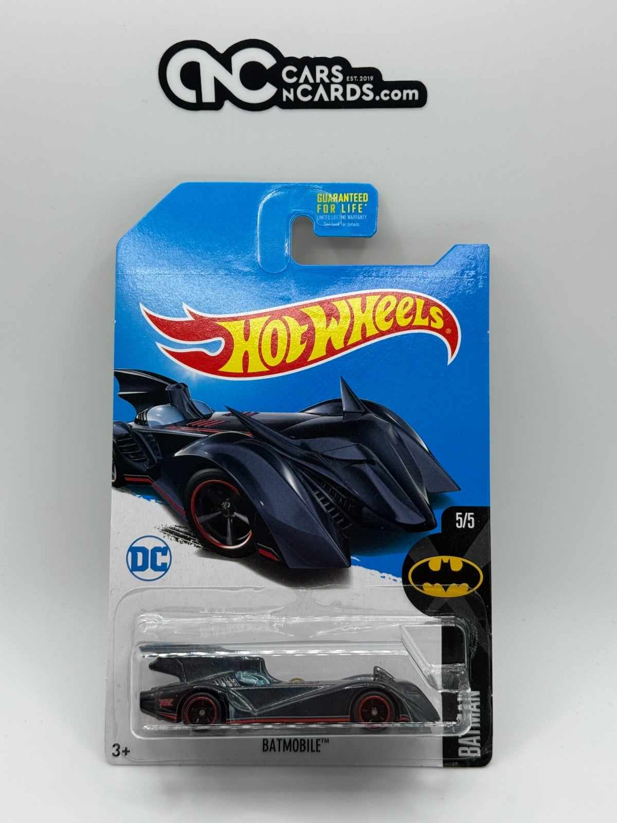 2017 Hot Wheels Batman 5/5 Super Treasure Hunt Batmobile With Protector
