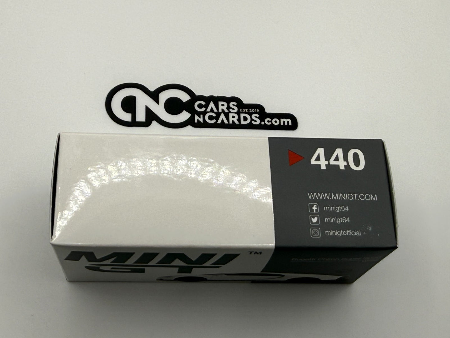 Mini GT Bugatti Chiron Super Sport White 440 Open Box
