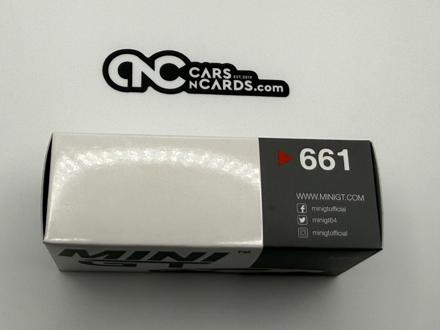 Mini GT Bugatti Divo White 661 Open Box