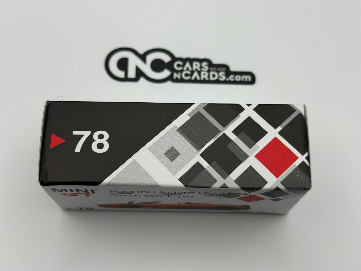 MINI GT Pagani Huayra Roadster Arancio Saint Tropez #78 Open Box