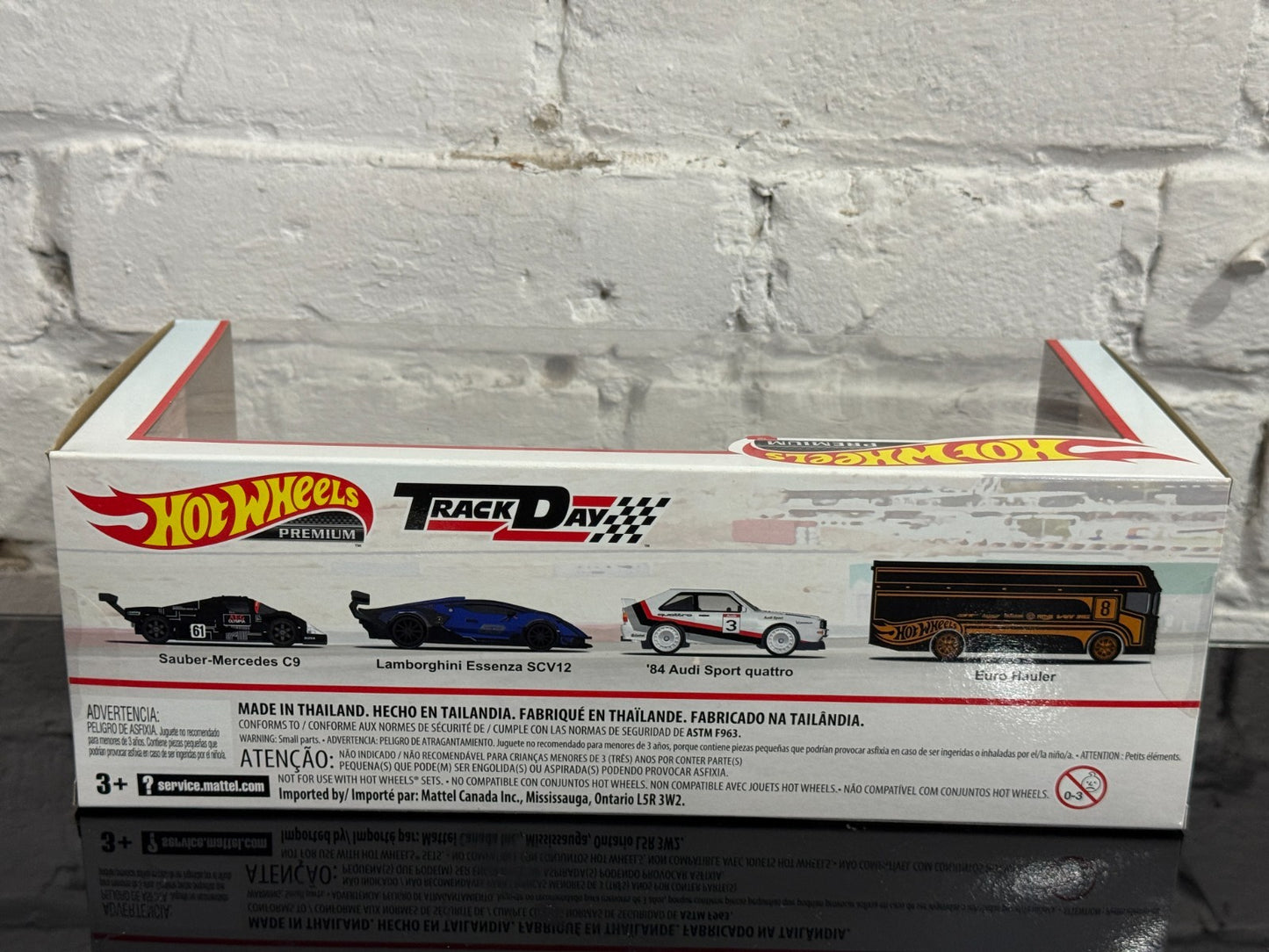 2023 Hot Wheels Premium Diorama Track Day Sauber / Lamborghini / Audi Quattro