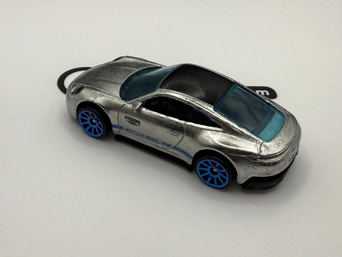 2025 Hot Wheels Porsche 911 Carrera T ZAMAC No Rivet with Original Wheels