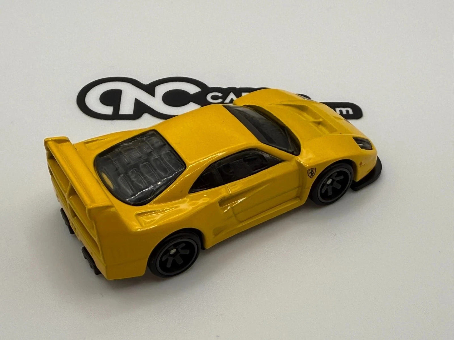 2025 Hot Wheels Ferrari F40 Competizione Yellow Loose No Rivet With Real Riders