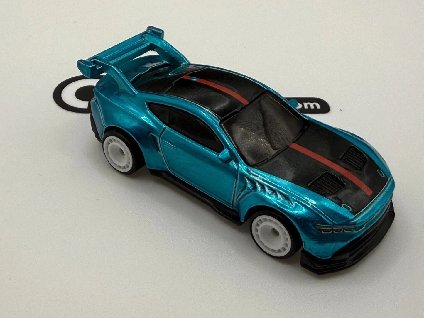 2026 Hot Wheels Ford Mustang Super Treasure Hunt GTD No Rivet White Real Riders