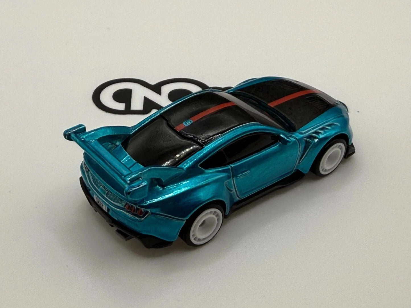 2026 Hot Wheels Ford Mustang Super Treasure Hunt GTD No Rivet White Real Riders