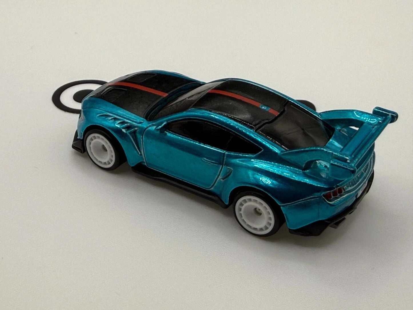 2026 Hot Wheels Ford Mustang Super Treasure Hunt GTD No Rivet White Real Riders