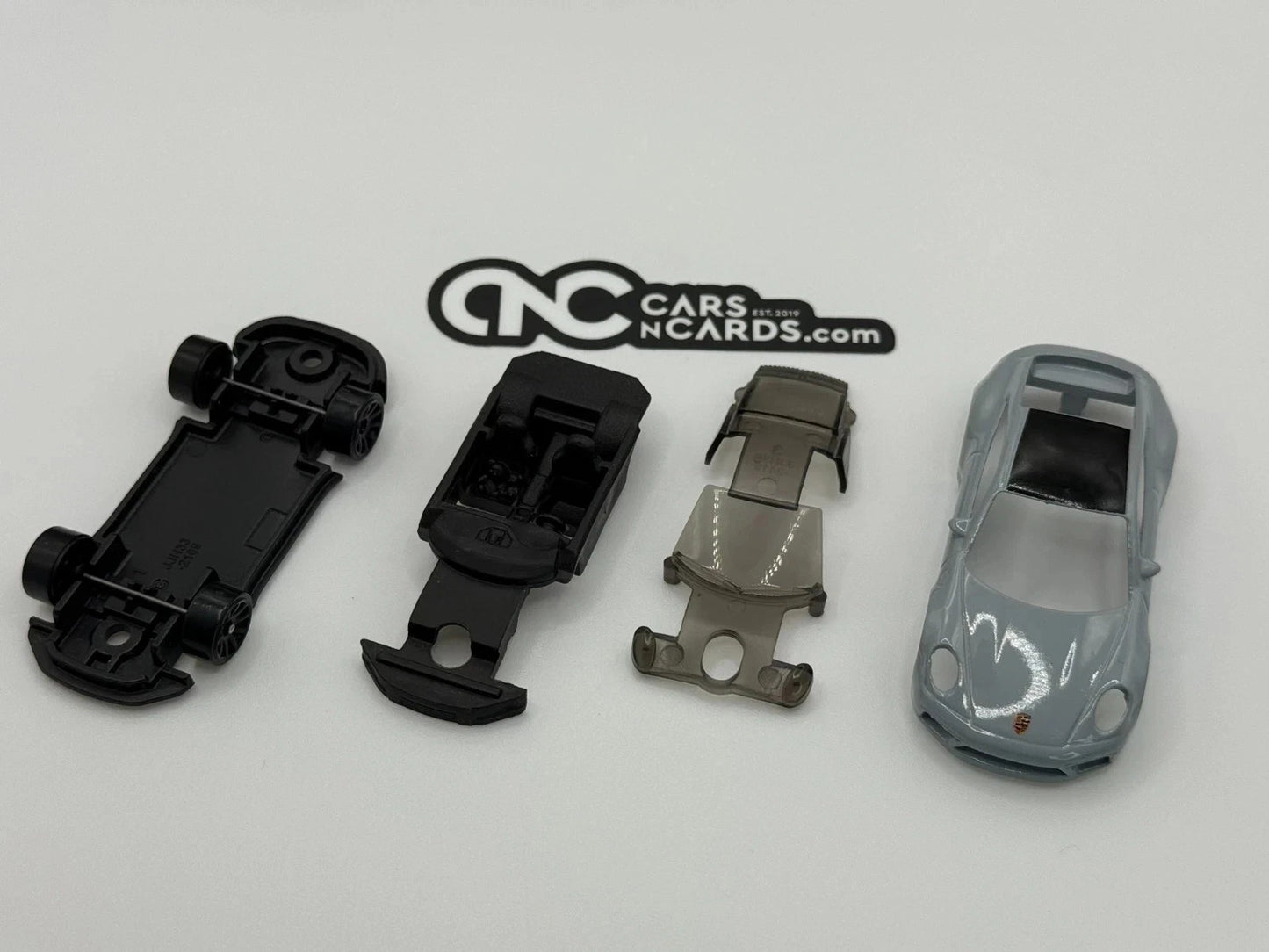 2025 Hot Wheels Porsche Carrera T No Rivet Original Wheels