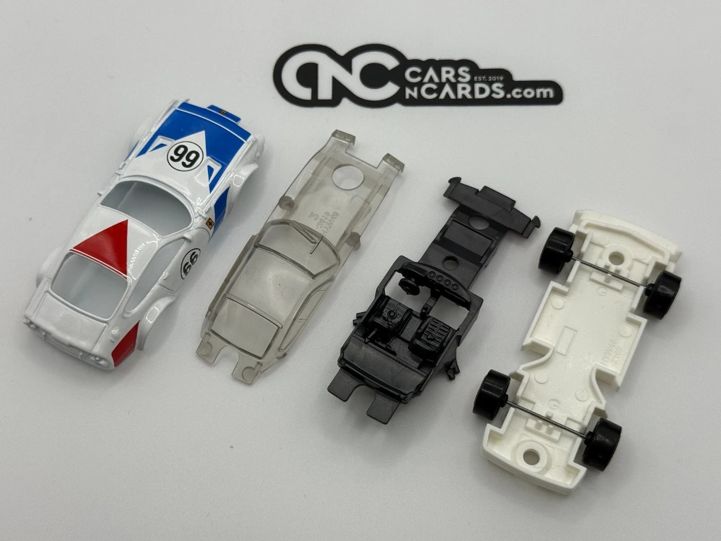 2025 Hot Wheels Ferrari 365 GTB4 White No Rivet with Original Wheels