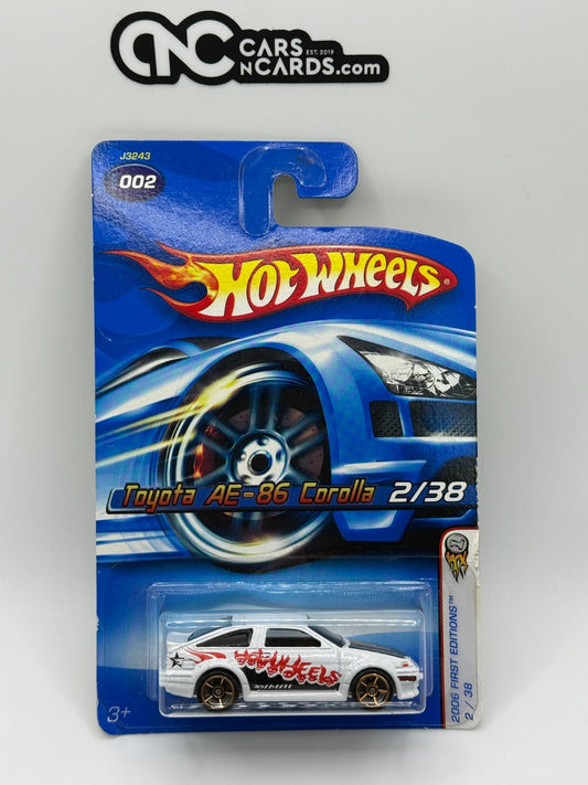 2006 Hot Wheels First Editions 2/38 Toyota AE-86 Corolla (Card Crease)