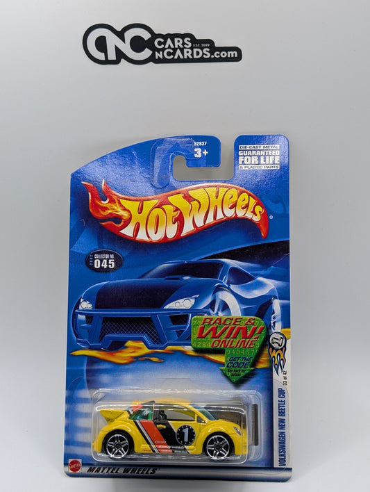 2002 Hot Wheels First Editions Volkswagen New Beetle Cup Yellow 33/42 (Creased)