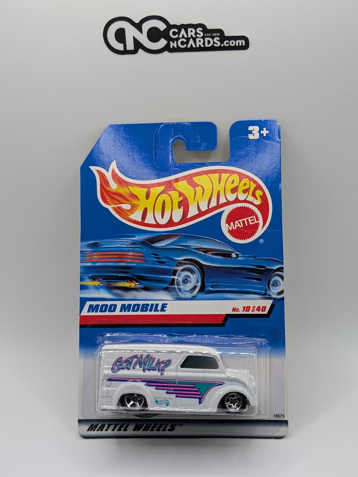 1998 Hot Wheels Moo Mobile Dairy Delivery Got Milk? Collector #645 (Card Crease)