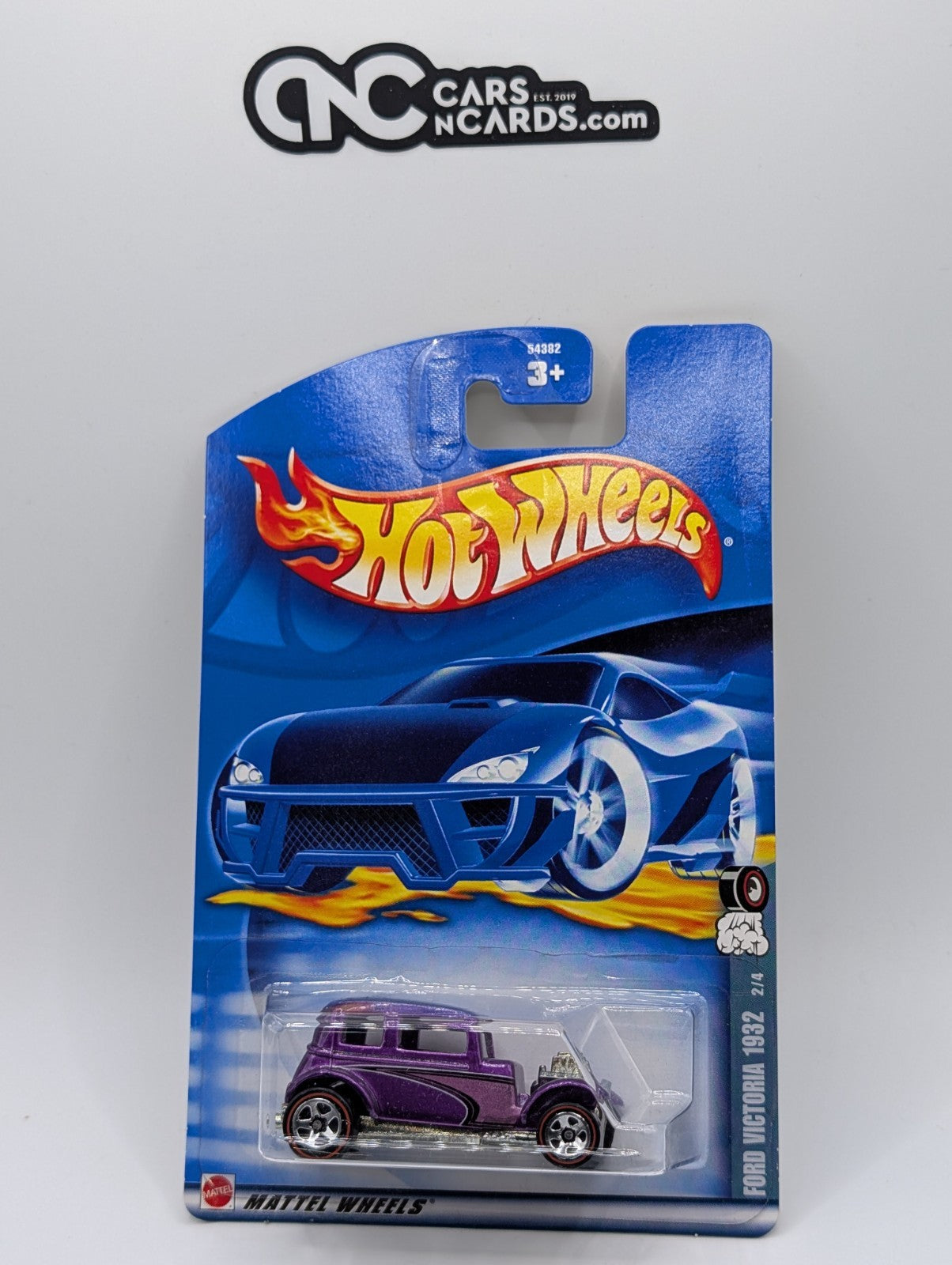 2002 Hot Wheels Red Lines 2/4 Ford Victoria 1932 Collector #104 (Soft Corners)