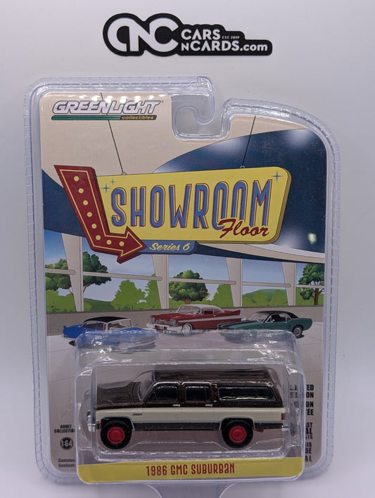 Greenlight Showroom Floor 1986 GMC Suburban Target Red Chase