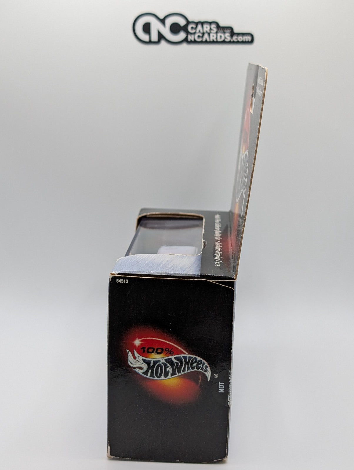 2002 100% Hot Wheels Vintage Volkswagen Microbus Pink & White (Broken Elastic)