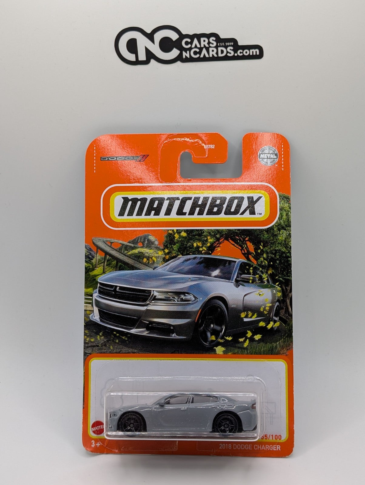 Matchbox 2018 Dodge Charger 55/100 (Card Damage)